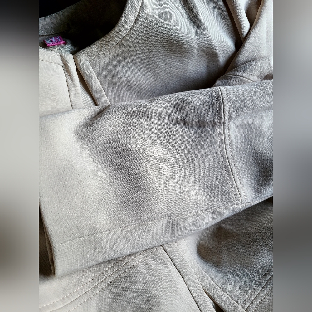 Basler Blazer 💗 - Picture 6 of 11